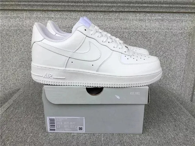 Nike Air Force 1 Low Triple White