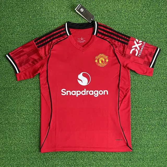 2526manchester united home court