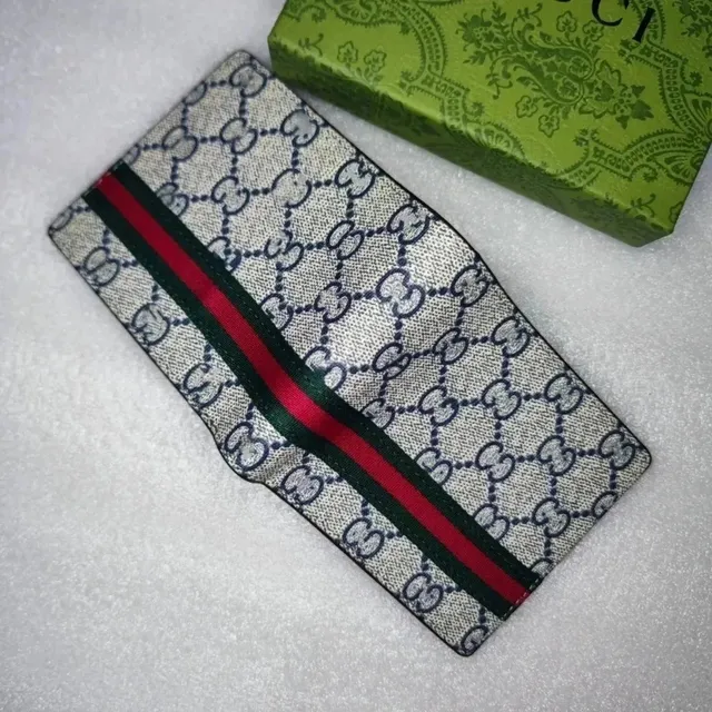 Gucci GG Marmont Cardholder Web Stripe