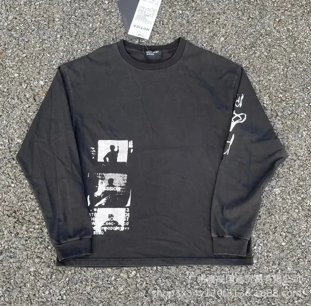 Comme des Garçons Long-Sleeve Tee Printed Graphic
