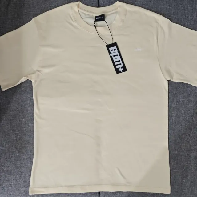 Apricot short sleeves
