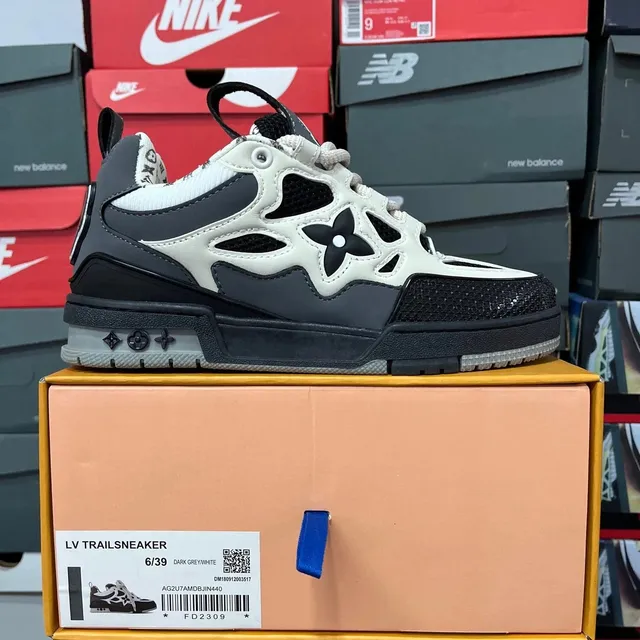 Louis Vuitton LV Trail Sneaker