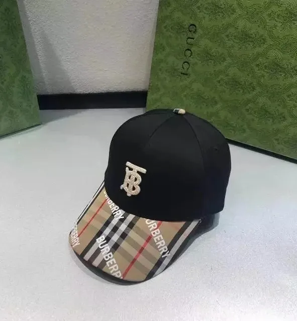 Burberry Baseball Cap Icon Stripe Visor