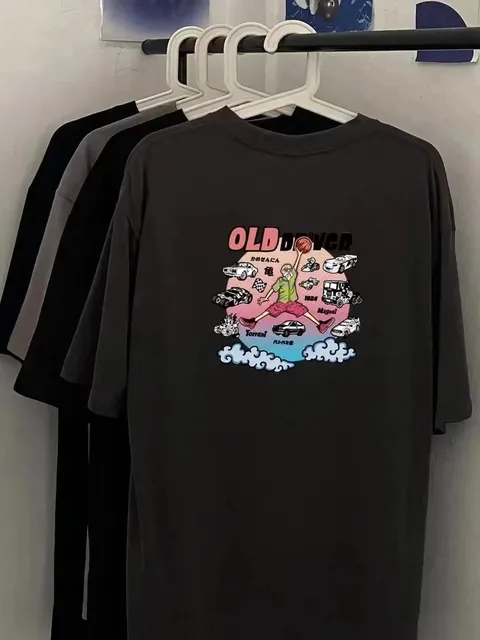 Graphic T-Shirt Old Driver Print