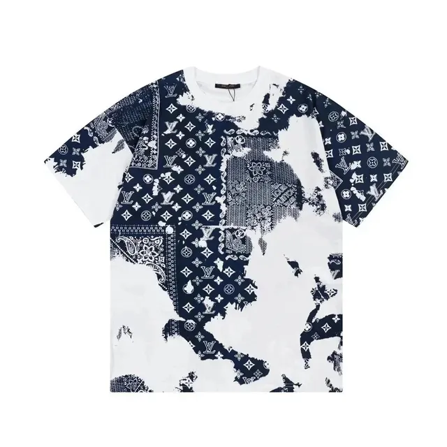 Louis Vuitton Patchwork T-Shirt Monogram Bandana Print
