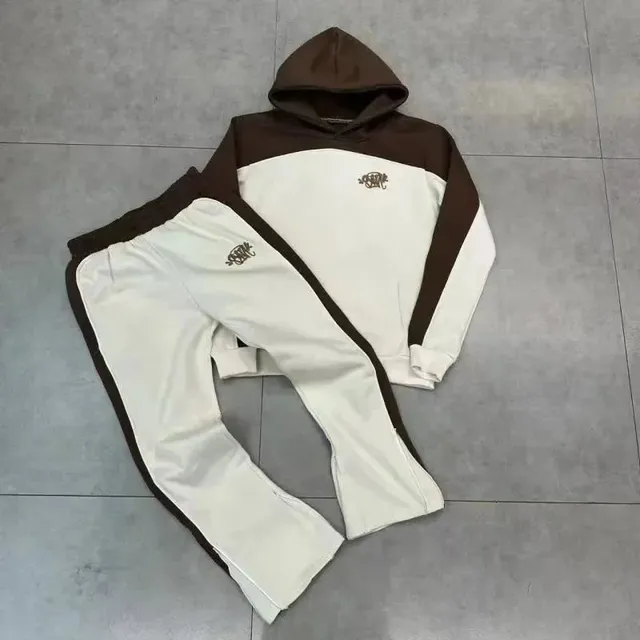 Mertra sets Two-Tone