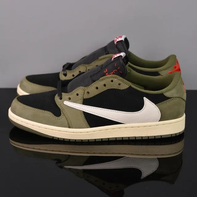 Travis Scott Air Jordan 1 Low Olive