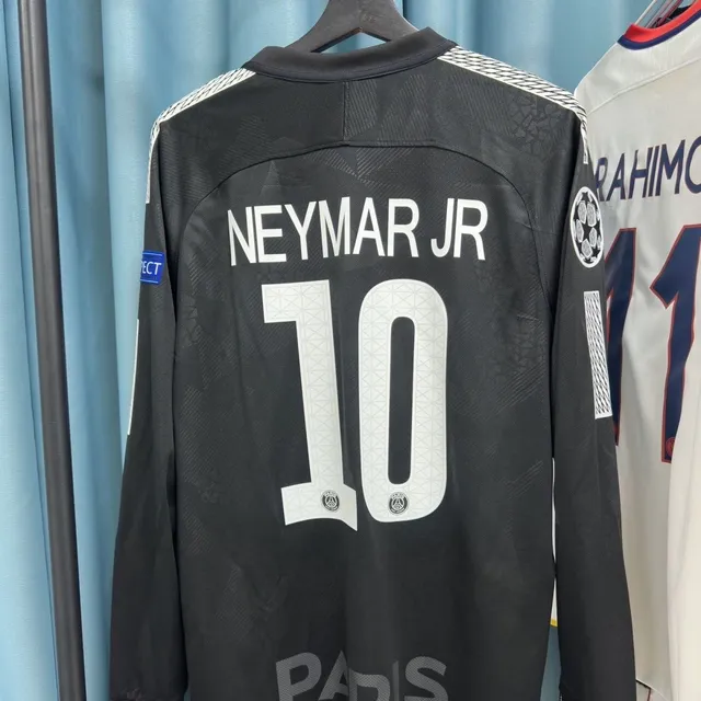 1718 Paris 2 away long sleeved shirt size 10
