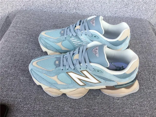 New Balance 2002R Ice Blue