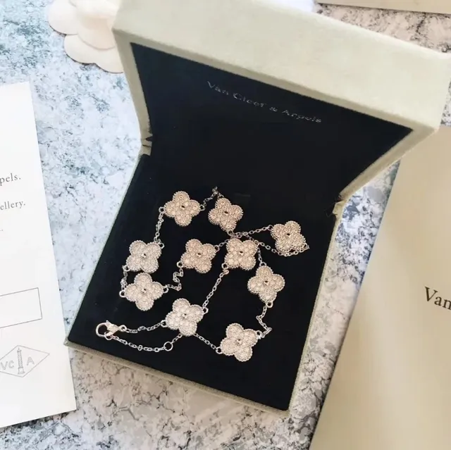 Van Cleef & Arpels Alhambra Bracelet Five Motifs