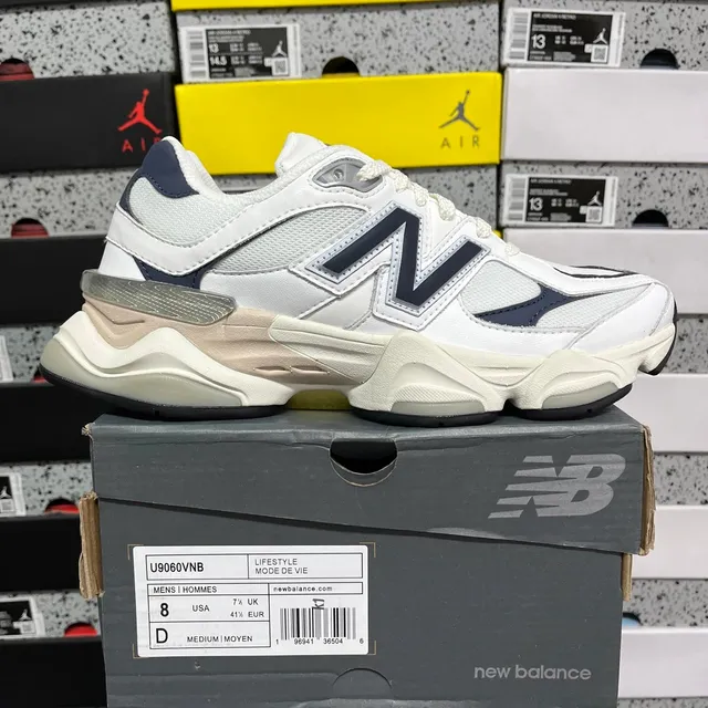白黑 U9060VNB