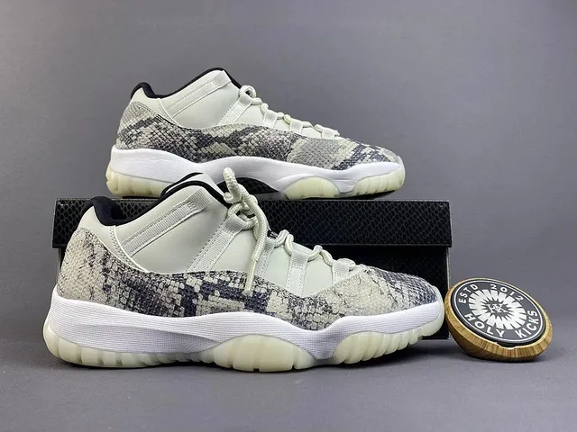 Air Jordan 11 Snakeskin