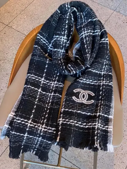 Chanel Tweed Scarf Classic Logo Plaid