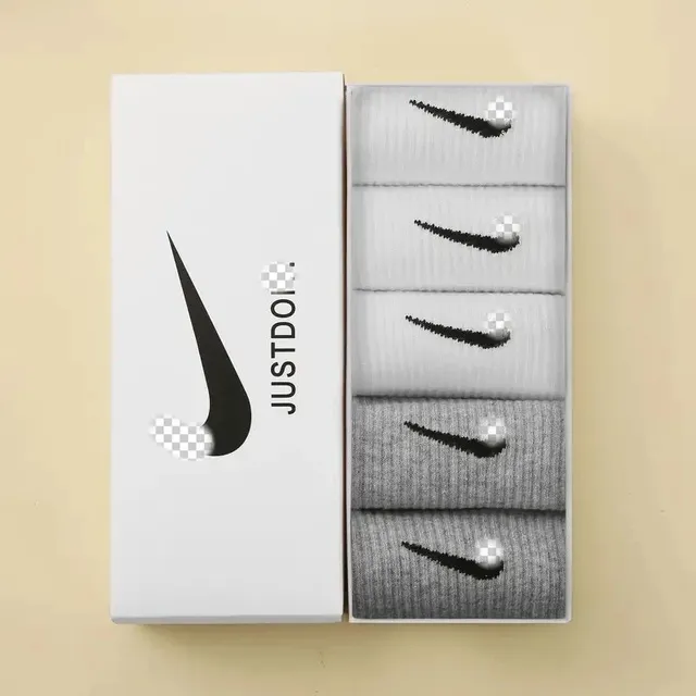 Nike Socks Swoosh Logo