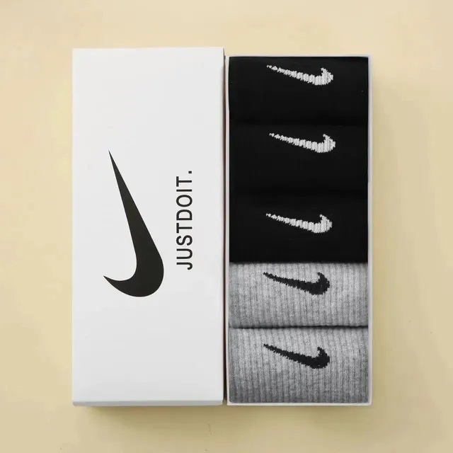 Nike Socks Swoosh Logo Pack