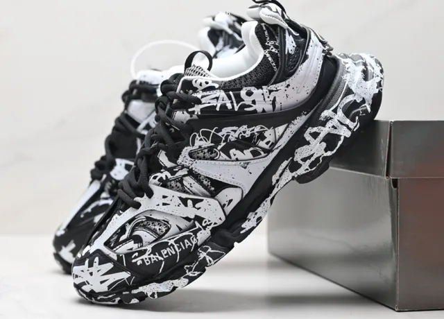 Balenciaga Triple S Graffiti Print