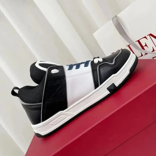 Valentino Rockstud Runner Contrast Panel