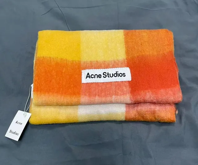 Acne Studios Checkered Wool Blanket Gradient Check