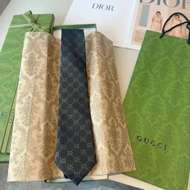 Gucci GG Marmont Tie Micro GG Print