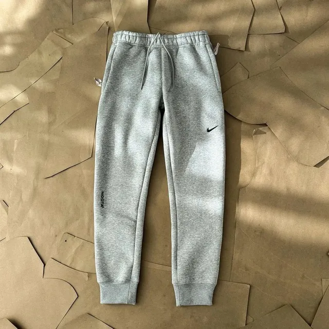 Nike Tech Fleece Joggers Heather Grey