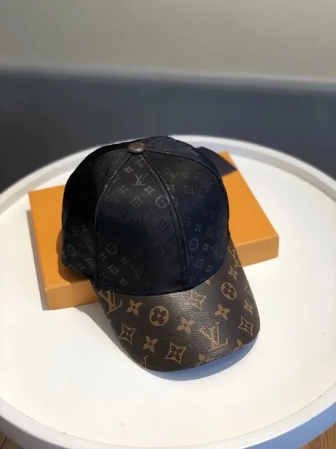 Louis Vuitton Baseball Cap Monogram Canvas