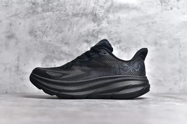Hoka Clifton
