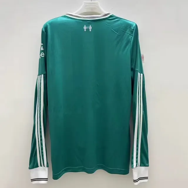 2526 Liwu P two guest long sleeved shirt without printing number