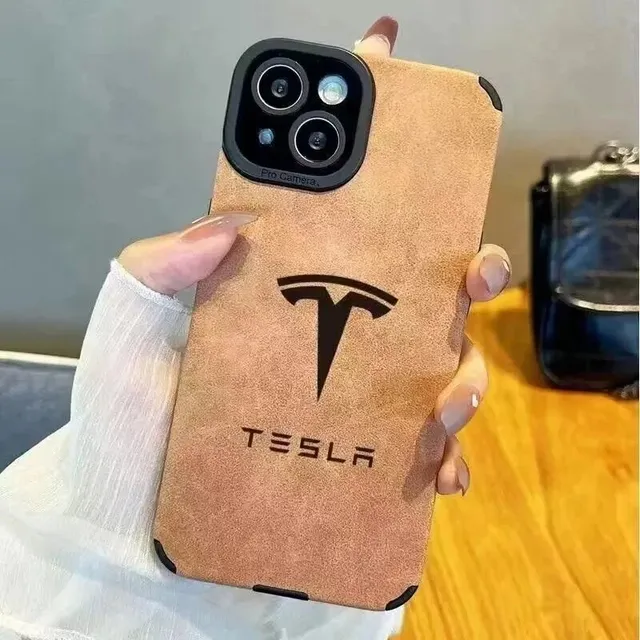 特斯拉多卡其