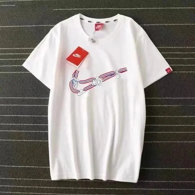 Nike Graphic T-Shirt