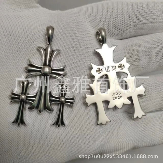 三十字架吊坠