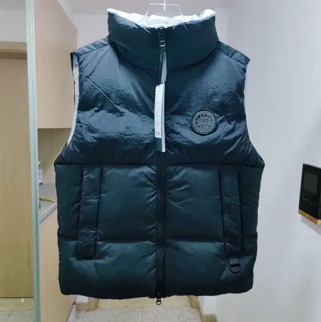 Canada Goose Puffer Vest Logo Patch
