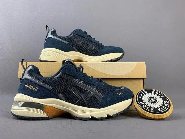 Asics Gel-1090 v2 Navy Beige