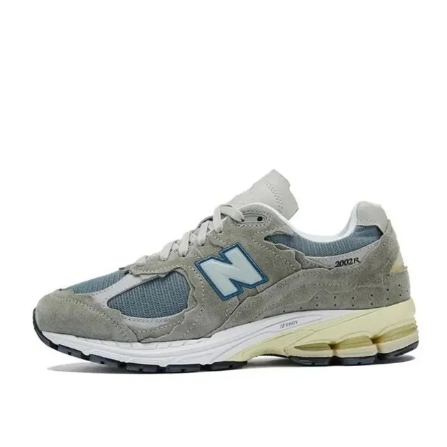 New Balance 2002R