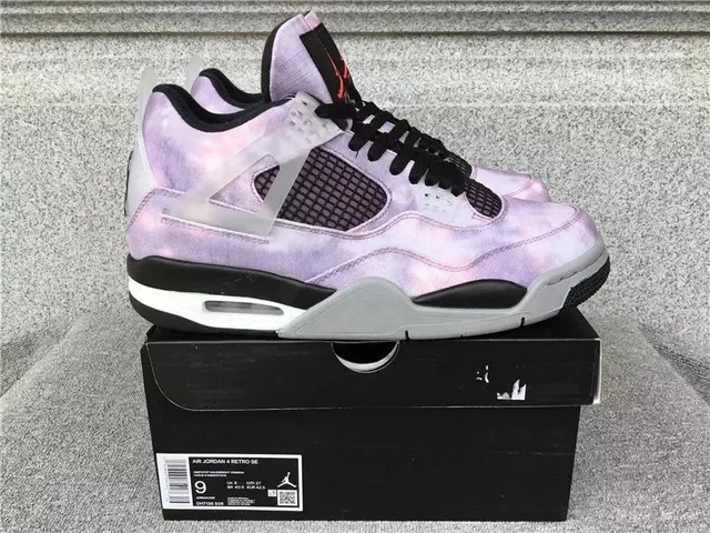 Air Jordan 4 Retro SE Tie-Dye