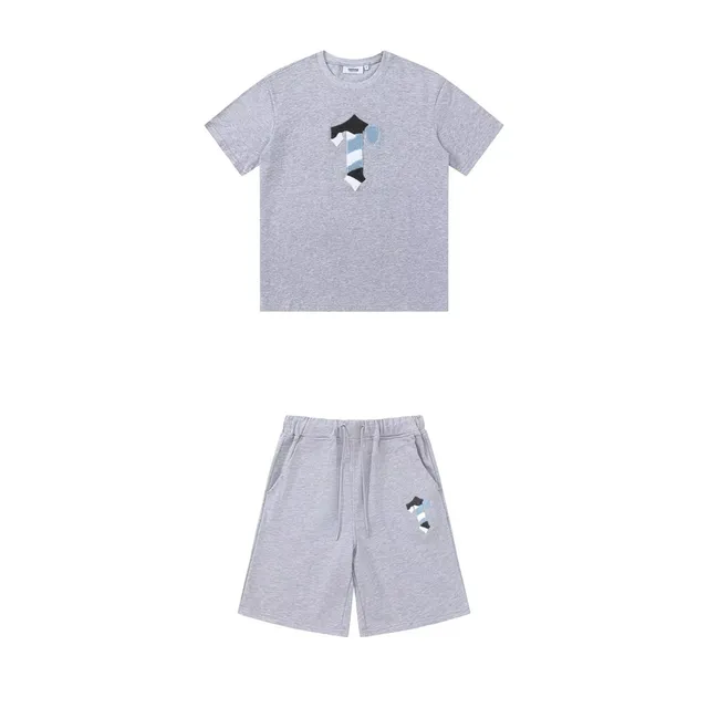 Trapstar T-Shirt and Shorts Set Embroidered Logo