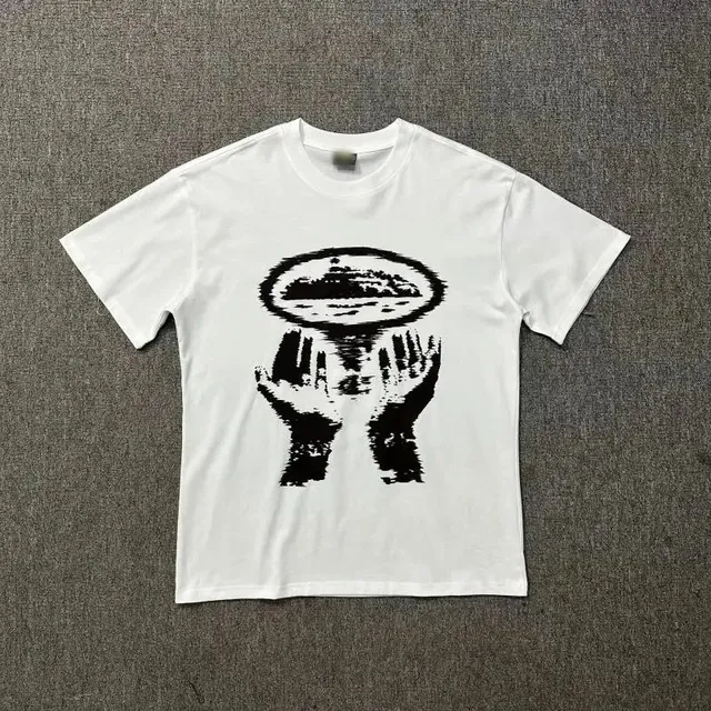 Corteiz Graphic Tee Hands Holding UFO
