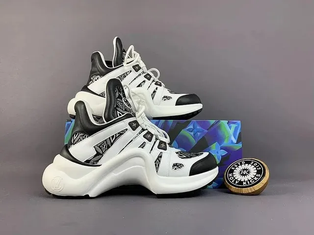 Louis Vuitton LV Trainer Monogram Print