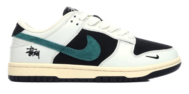 Nike × Stüssy Dunk Low Stussy