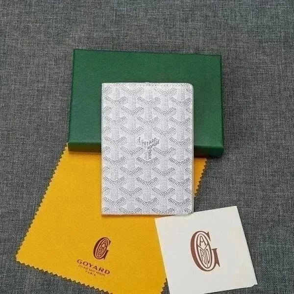 Goyard Saint Louis Passport Cover Chevron Pattern