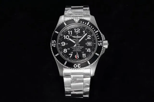 Breitling SuperOcean Chronometre Automatic