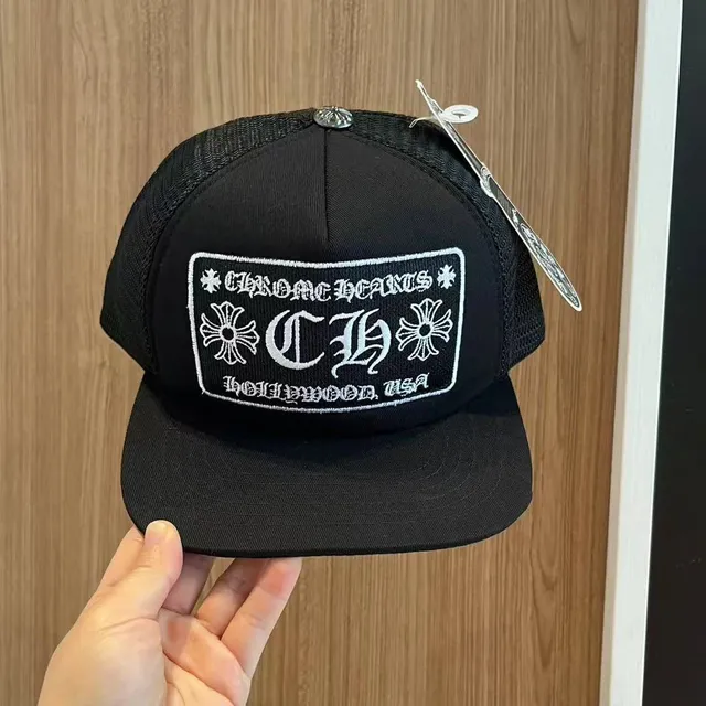 罗心黑色