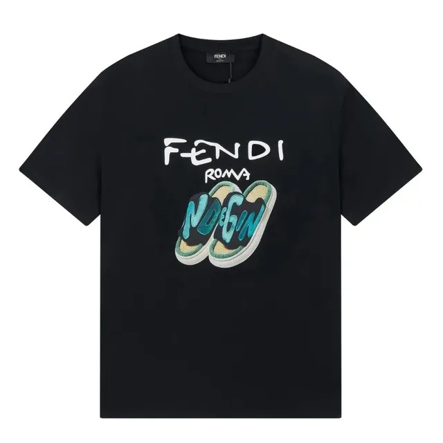 Fendi Graphic T-Shirt Slipper Print