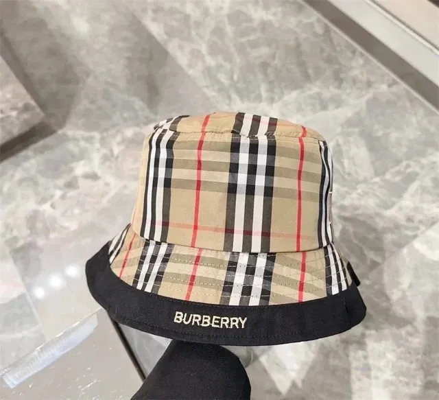 Burberry Bucket Hat Classic Check