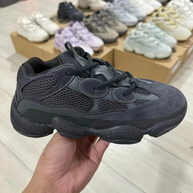 Yeezy 500 Utility Black