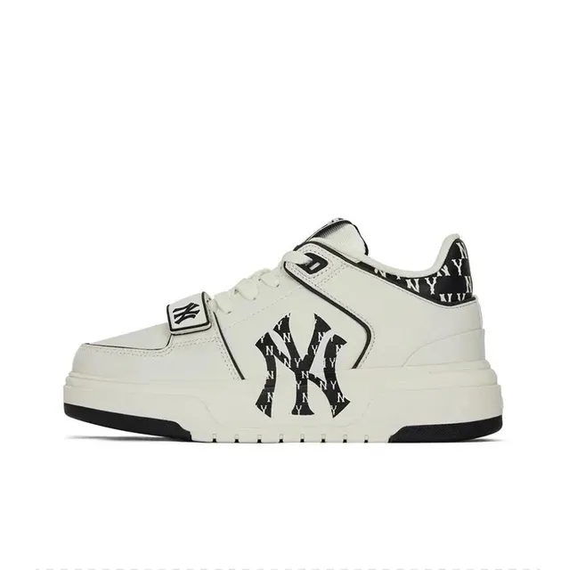 MLB NY Yankees Sneaker Monogram Logo