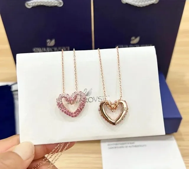 Swarovski Heart Pendant Necklace Crystal-Embellished