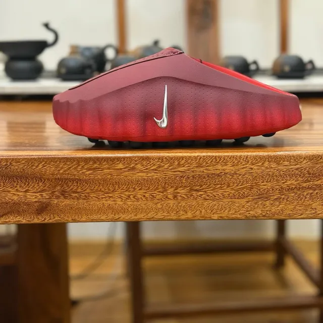 Nike Air VaporMax Gradient Red