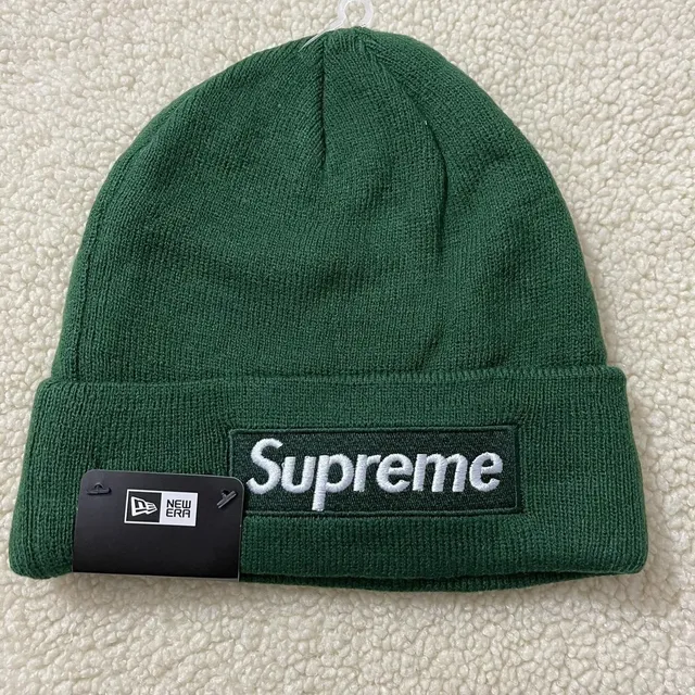 Supreme × New Era Box Logo Beanie Embroidered Box Logo