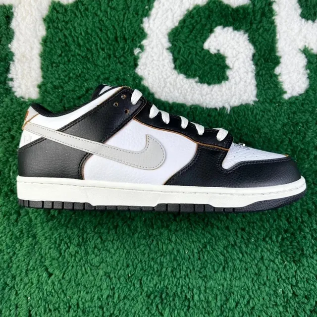 Nike Dunk Low Panda