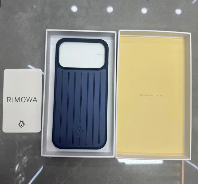 Rimowa Phone Case Ribbed Design